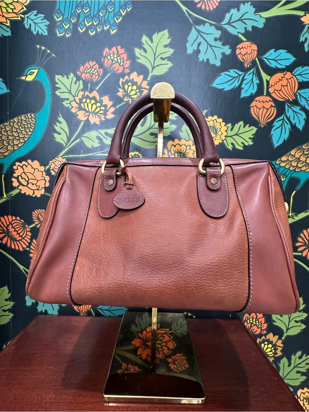 Vintage Bally Made in USA Leather Satchel in Cognac | Convertible Bag - Picture 3 of 9